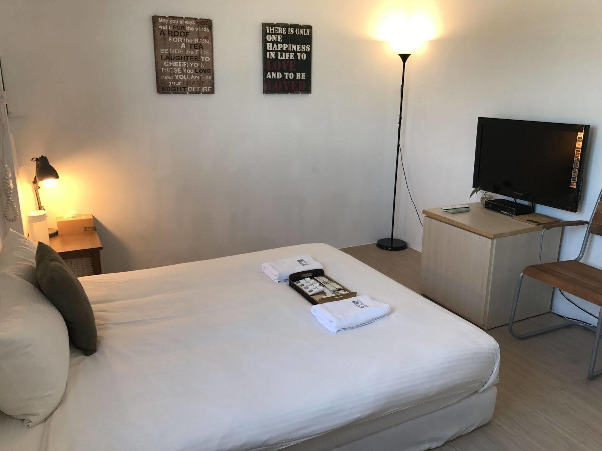 Fun Space Inn Kenting Exterior foto